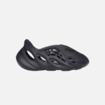 Yeezy Foam- RNNR Onyx