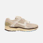 NikeAir Zoom Vomero 5 Beige