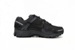 NikeAir Zoom Vomero 5 Black - Image 2