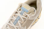 NikeAir Zoom Vomero 5 Beige - Image 2
